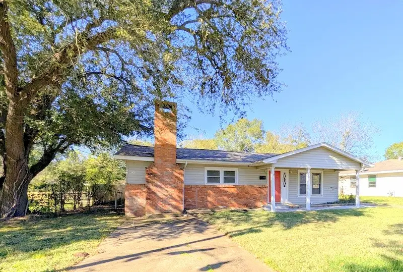 109 Charles Street, Crockett, TX 75835 - Image #2
