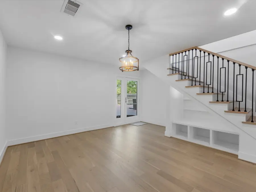 10514 Emnora Lane, Houston, TX 77043 - Image #3