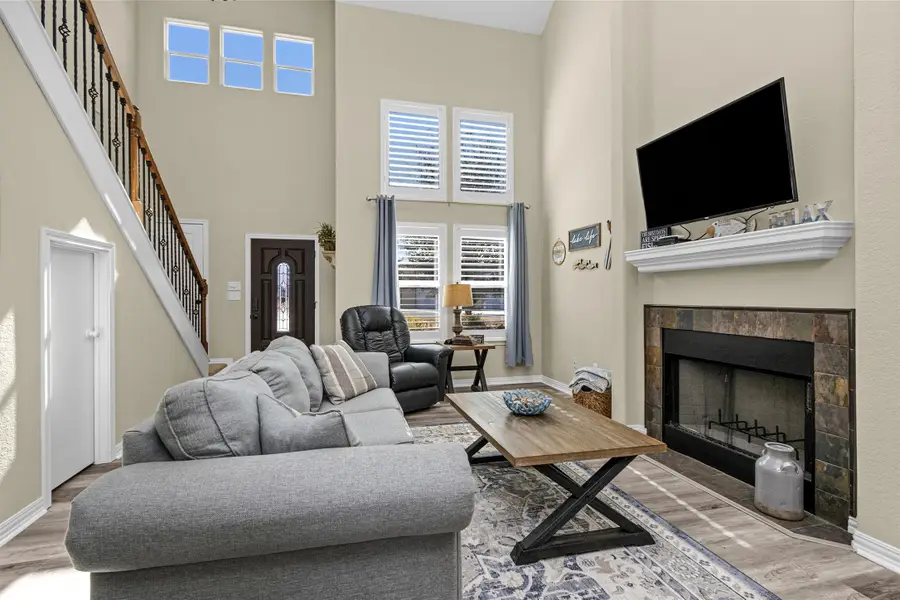 300 Weavers Cove, Livingston, TX 77351 - #3