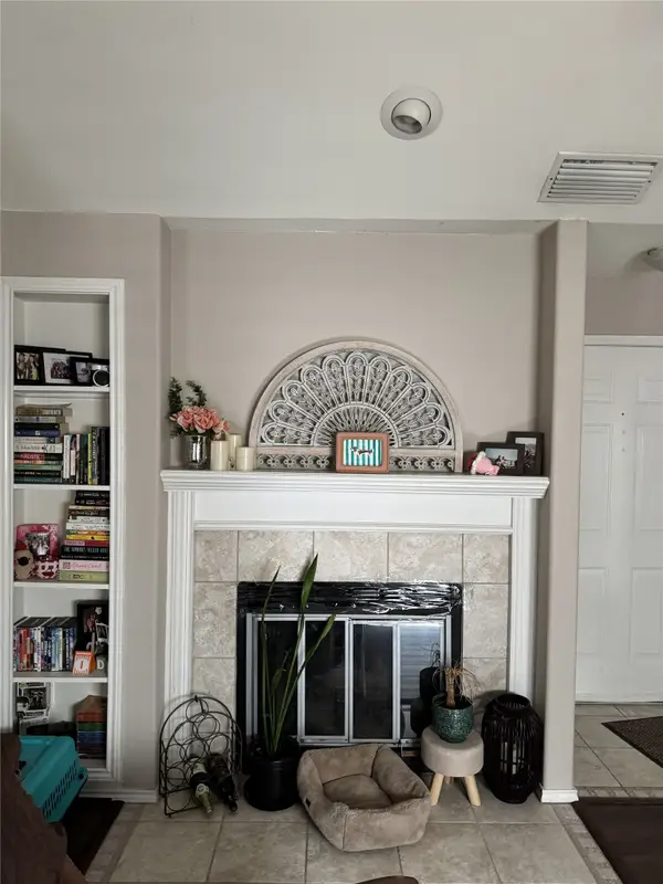 256 Jefferson Parkway, Fort Worth, TX 76107