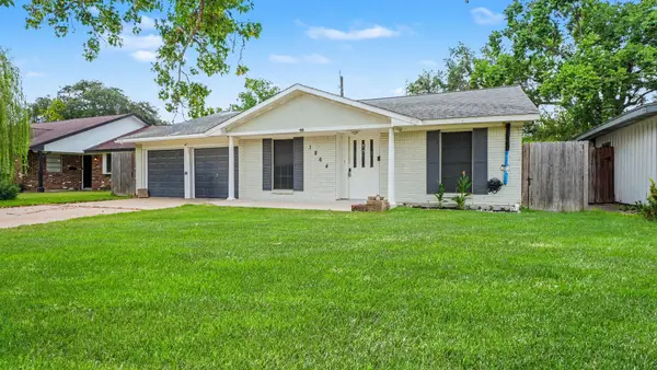 1864 Bimini Way, Seabrook, TX 77586