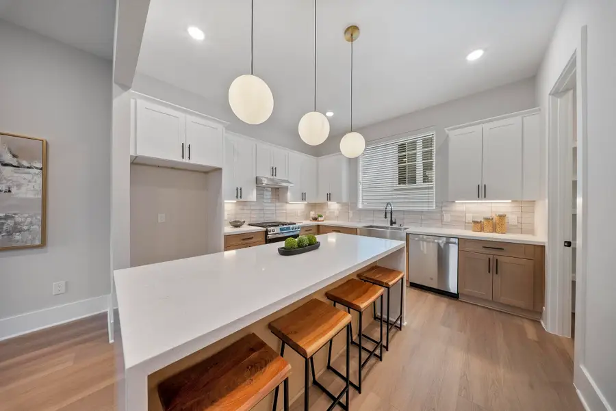 3516 Piney Woods Dr, Houston, TX 77018 - #3