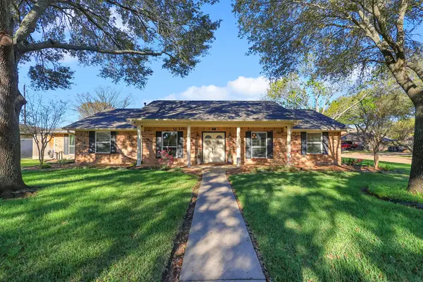 807 Dogwood Street, Katy, TX 77493