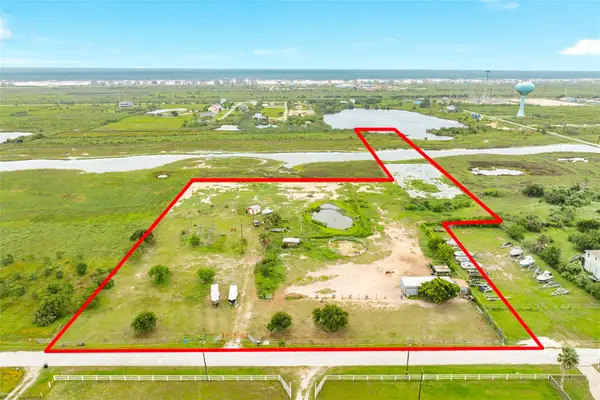 12123 Ostermeyer Road, Galveston, TX 77554