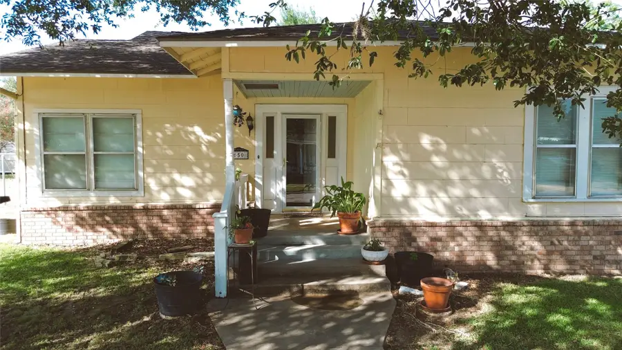650 Ave H, Somerville, TX 77879 - #3