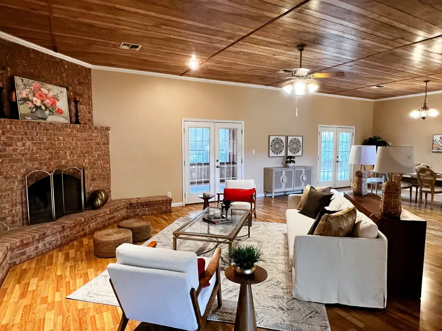 730 Panorama Road, La Grange, TX 78945 - #2