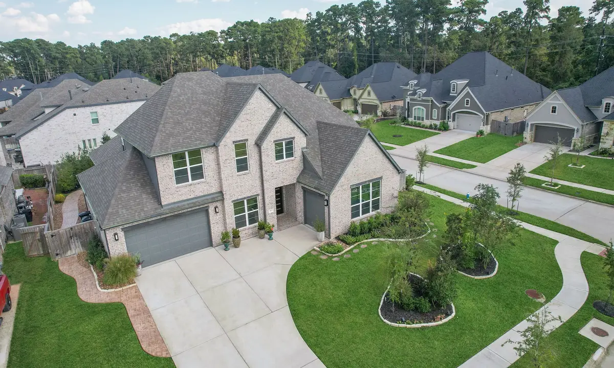 902 Falcon Hollow Lane, Pinehurst, TX 77362 - #1