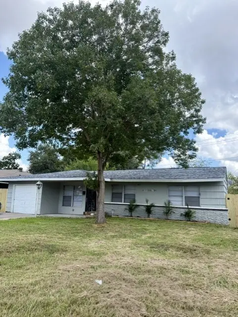 6111 Doulton Drive, Houston, TX 77033