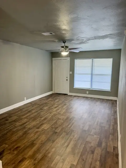 6111 Doulton Drive, Houston, TX 77033 - #2