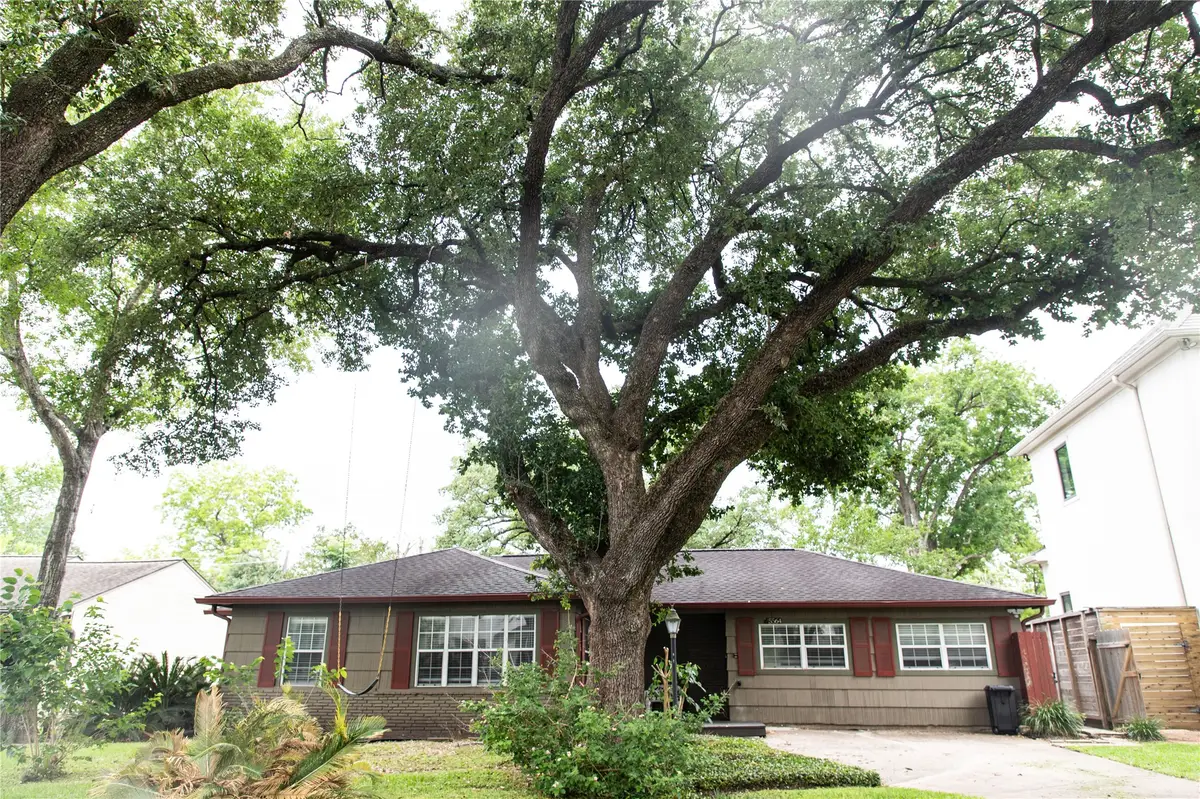 5564 Aspen Street, Bellaire, TX 77401 - #1