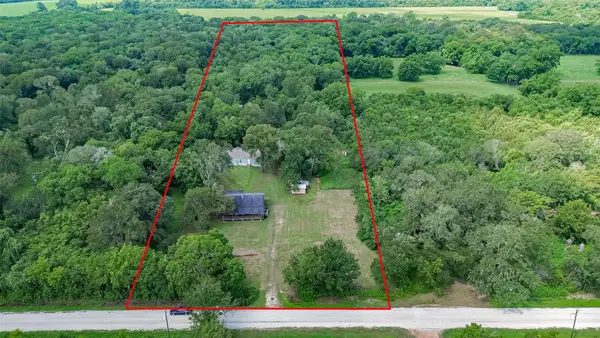 590 County Road 149 Road, Boling, TX 77420