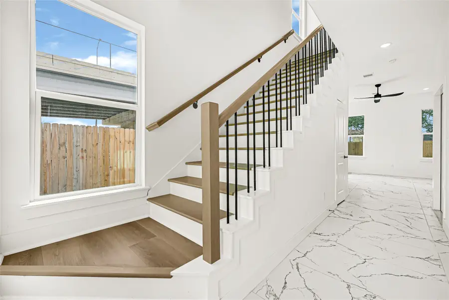 9334 Waller Street, Houston, TX 77012 - #2