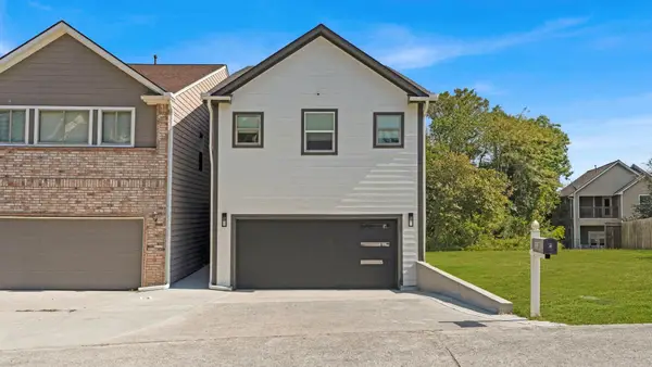 118 Capetown Circle, Conroe, TX 77356