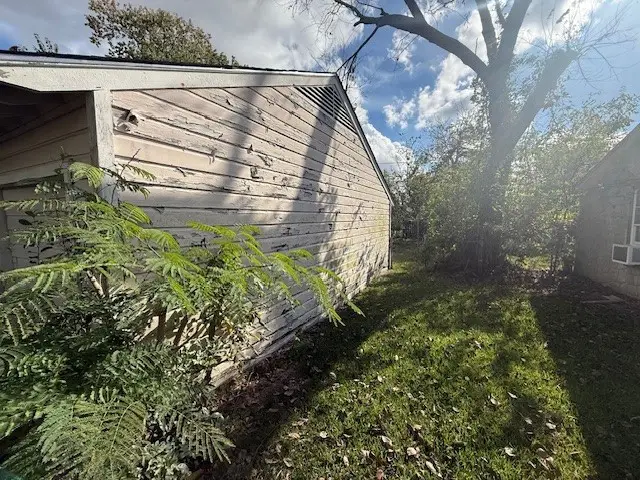 5122 Longmeadow Street, Houston, TX 77033 - Image #3