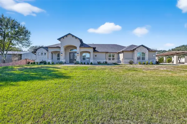 7313 Falcon Drive, Brookshire, TX 77423
