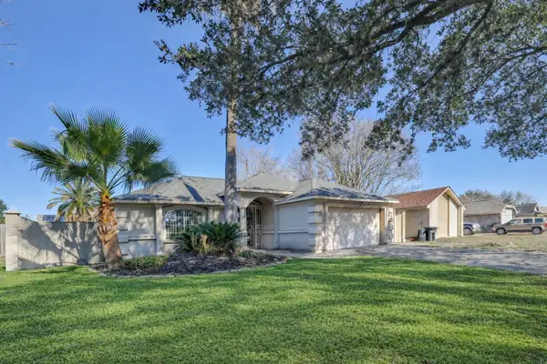 7106 Feather Creek Drive, Houston, TX 77086