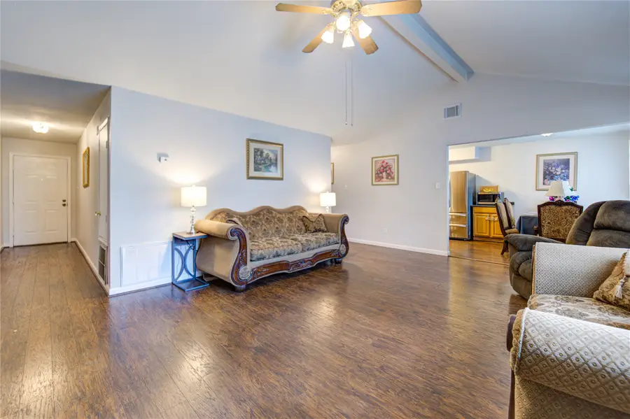 1403 Packsaddle Lane, Baytown, TX 77521 - Image #2