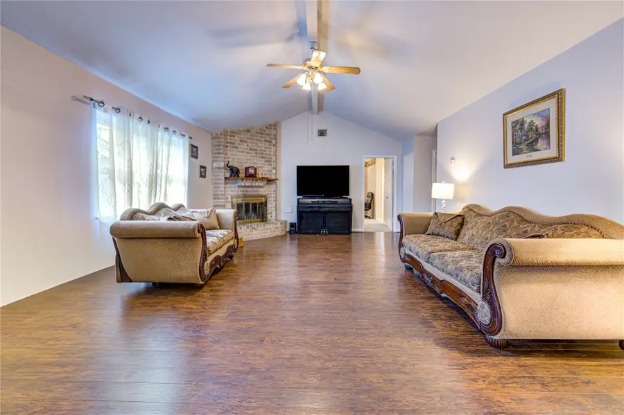 1403 Packsaddle Lane, Baytown, TX 77521 - Image #3