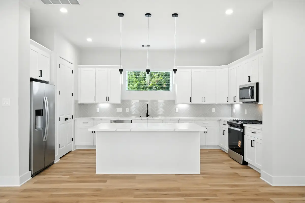 1985 Bauer Dr, Houston, TX 77080 - #1