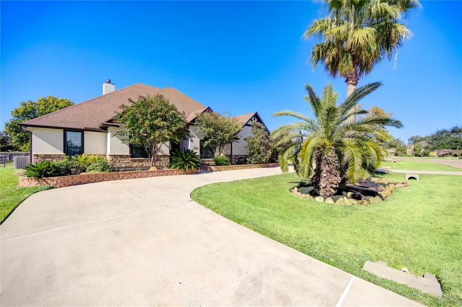 5319 Weston Drive, Fulshear, TX 77441 - Image #2