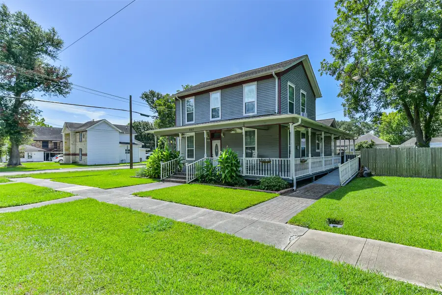 503 W Blum Street, Alvin, TX 77511 - #3