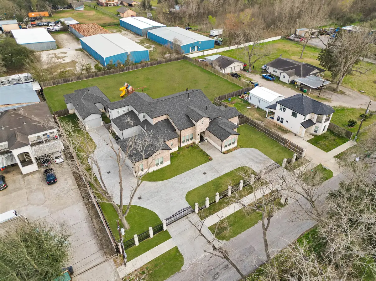 4821 1st Street, Pasadena, TX 77504 - #1