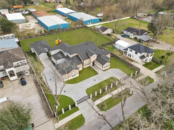 4821 1st Street, Houston, TX 77504