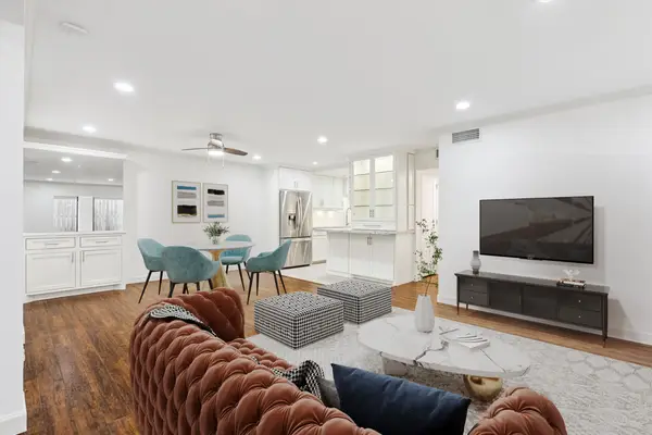 7575 Katy Freeway #4, Houston, TX 77024