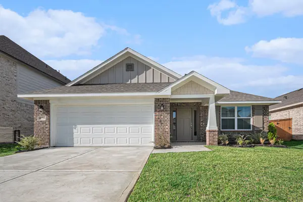 13714 Seneca Lake Drive, Texas City, TX 77568