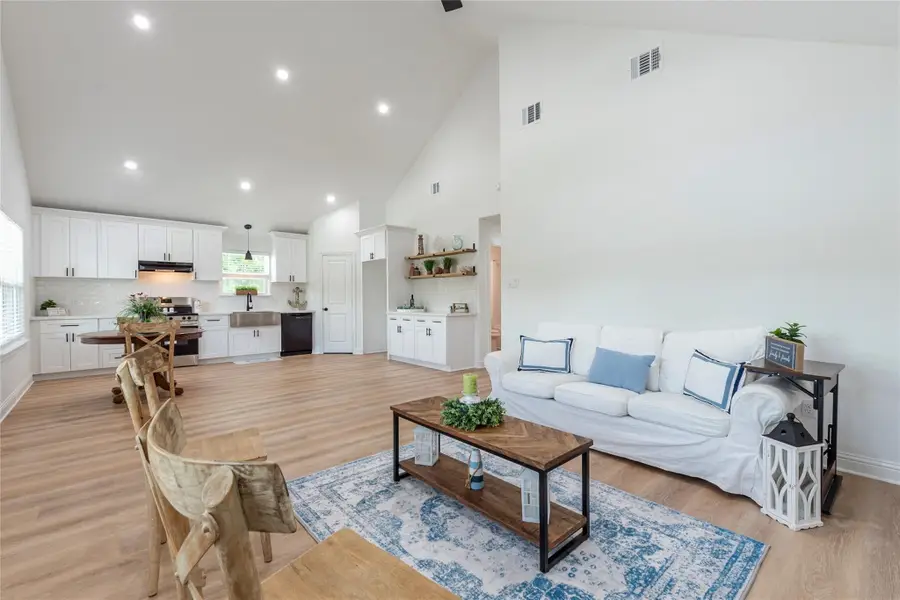 4213 Houx Street, Bacliff, TX 77518 - #2