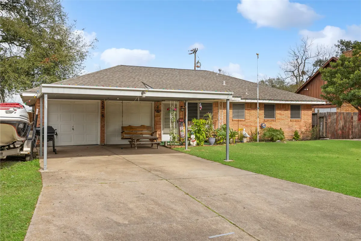2906 Somerset Avenue, Texas City, TX 77590 - Image #1