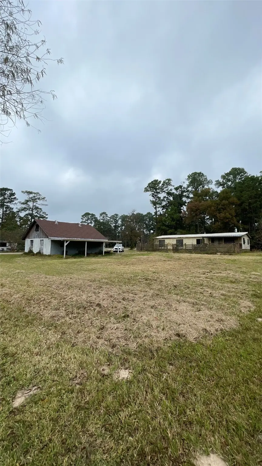 203 S Canyon Drive, Onalaska, TX 77360 - Image #2