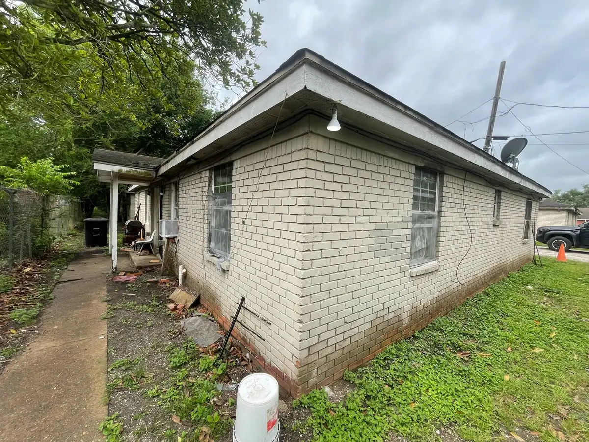 5118 Mallow Street, Houston, TX 77033 - #1
