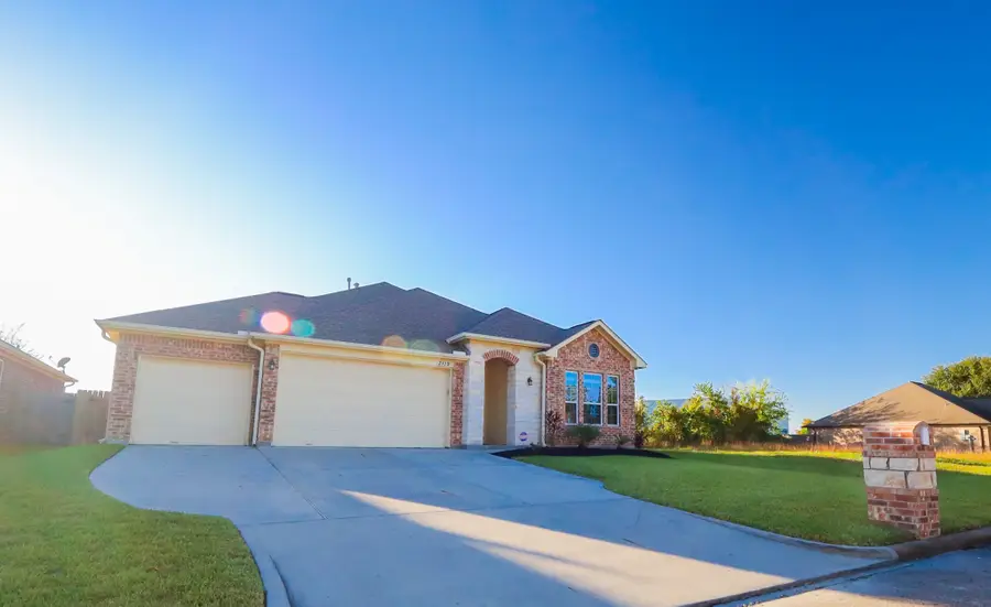 2119 Loc Loma Lane, La Porte, TX 77571 - Image #3