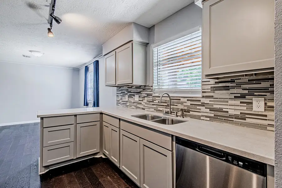 214 Brookdale Drive, League City, TX 77573 - #2
