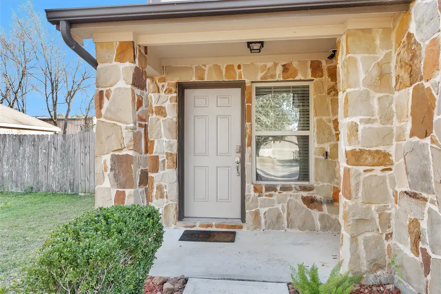 1604 Hickory Burl Lane, Conroe, TX 77301 - Image #3