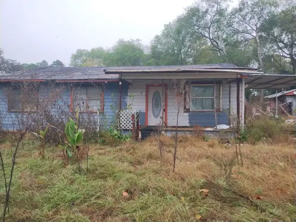 12 County Road 1220, Daingerfield, TX 75638