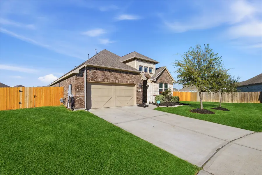 9206 Kay Kay Court, Monterey Belvieu, TX 77523 - #3