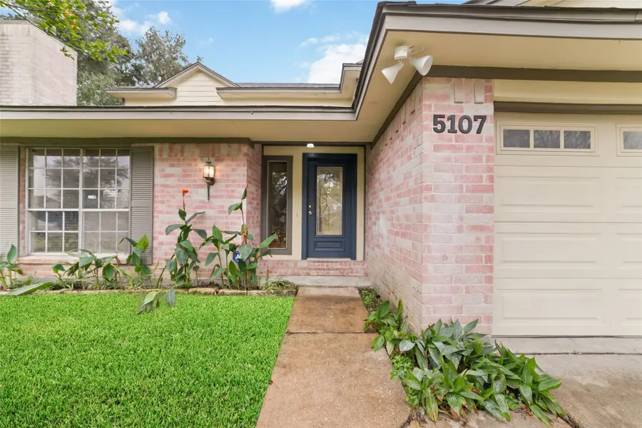 5107 Kleindale Drive, Houston, TX 77066 - Image #3