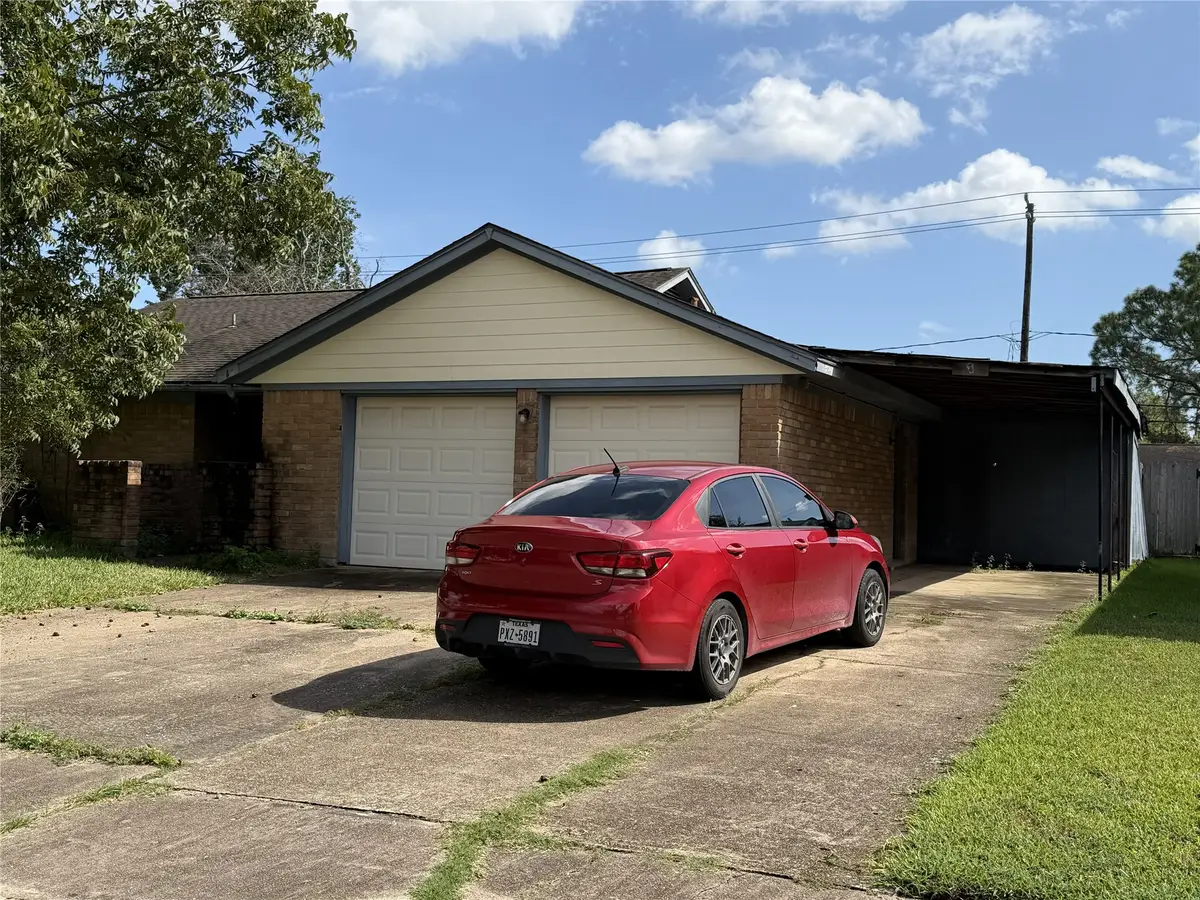 901 Regency Drive, Deer Park, TX 77536 - #1