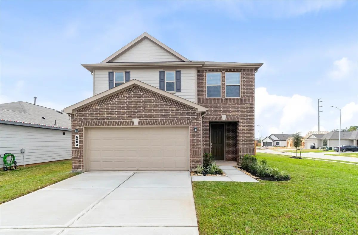 5663 Sanderling Circle, Hitchcock, TX 77563 - #1