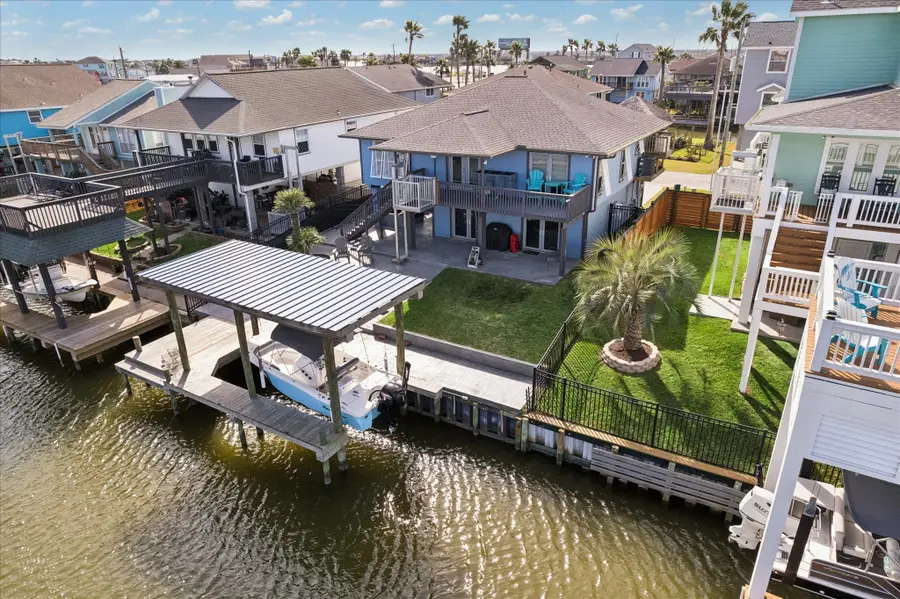 15 S Curlew Street, La Marque, TX 77568 - #2