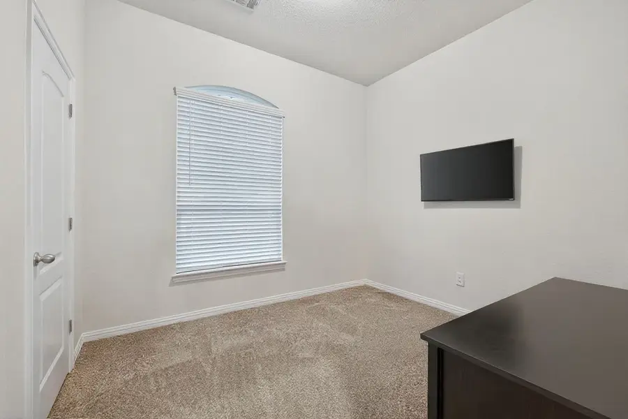 654 W Linnwood Drive, Woodbranch, TX 77357 - Image #3