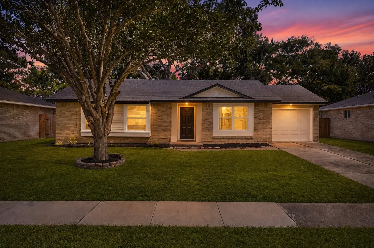2512 Gettysburg Drive, League City, TX 77573 - #1