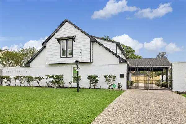 7711 Meadowvale Drive, Houston, TX 77063