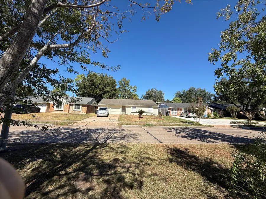 5810 W Airport Blvd, Houston, TX 77035 - Image #2