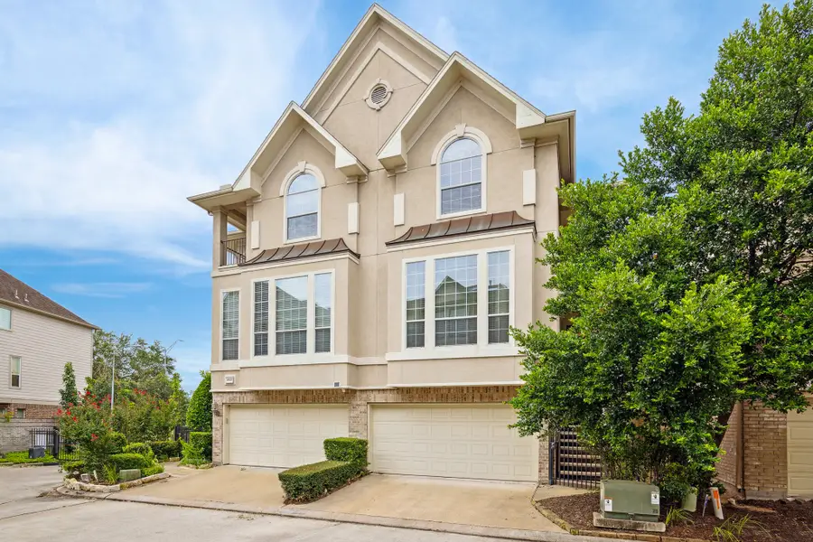 1839 Stacy Crest, Houston, TX 77008 - Image #2