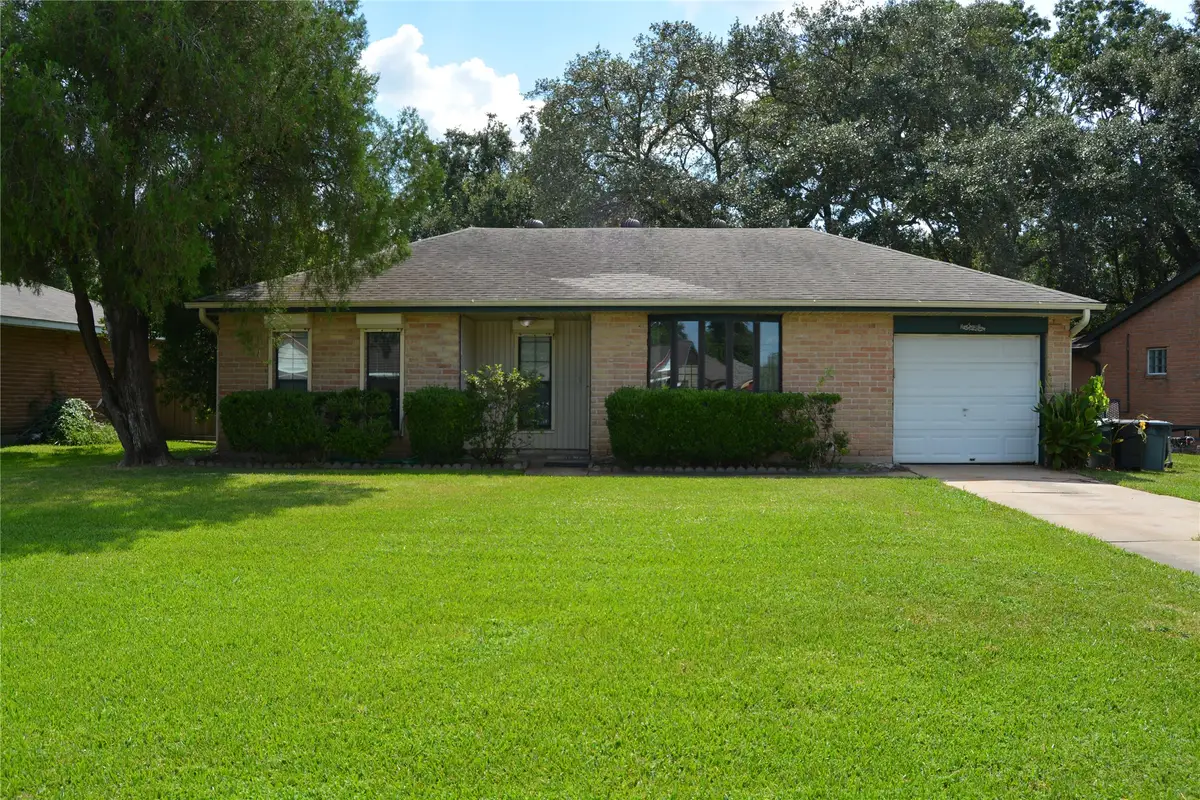 514 Bellmar Lane, Friendswood, TX 77546 - Image #1