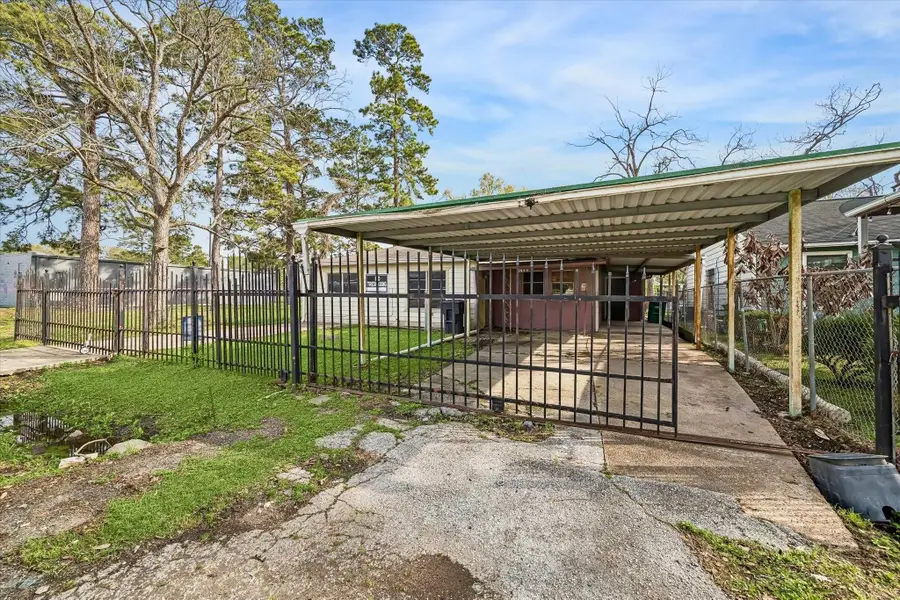 5930 Guadalupe Street, Houston, TX 77016 - #2
