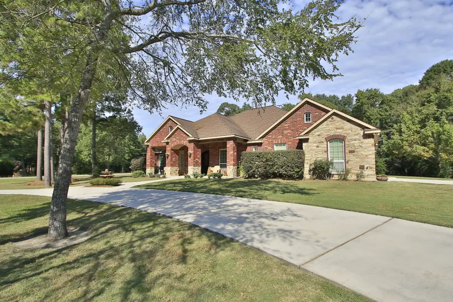 1547 Ruby Drive, Willis, TX 77378 - Image #2